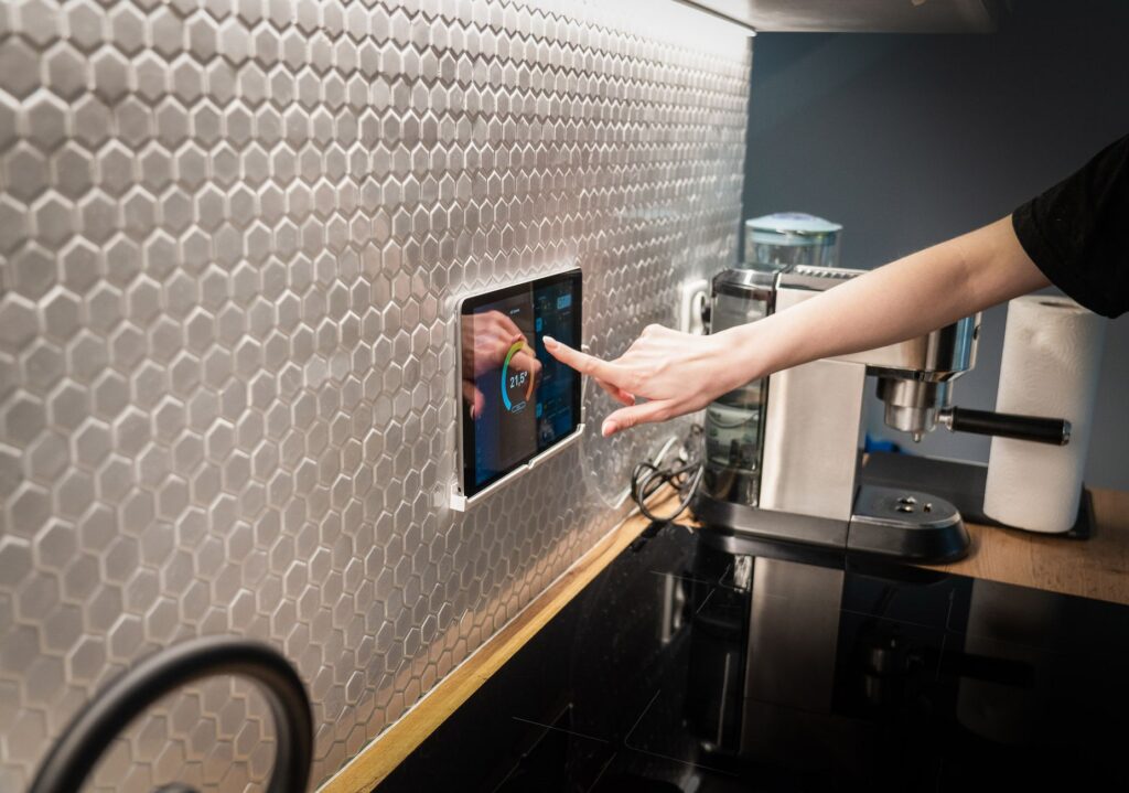 Pannello di controllo smart home di una casa domotica